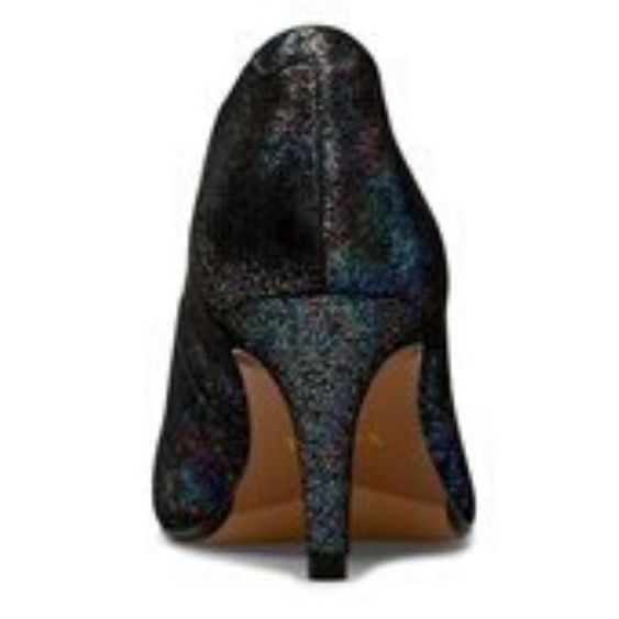 Van dal black hot sale court shoes