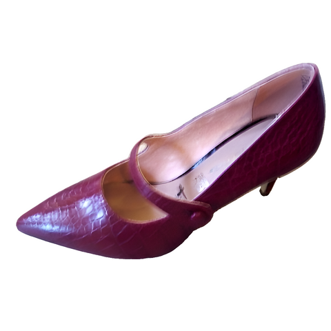 Tamaris Merlot Dark Red Textured Court Shoes 